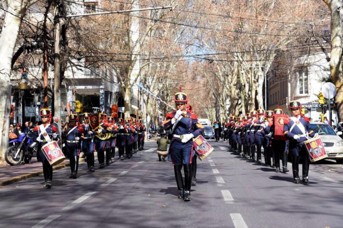 La Fanfarria Militar desfilar&aacute; por Gualeguaych&uacute;.