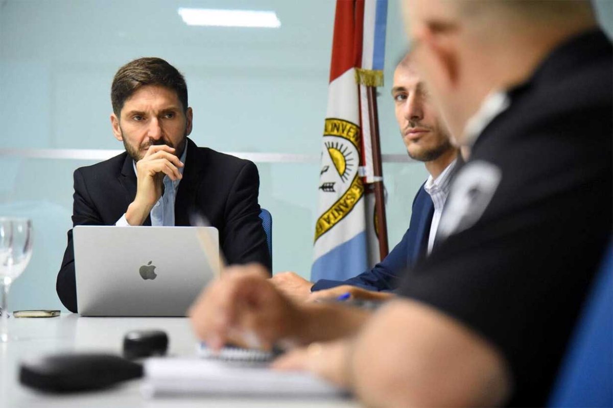 Pullaro le pone l&iacute;mites al blanqueo