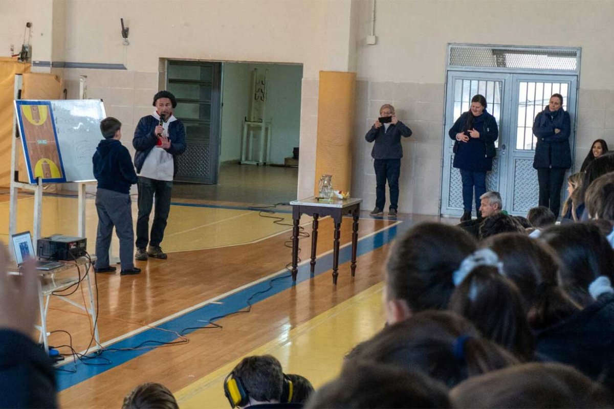 Cr&eacute;dito 3200 El C&oacute;digo del Deporte