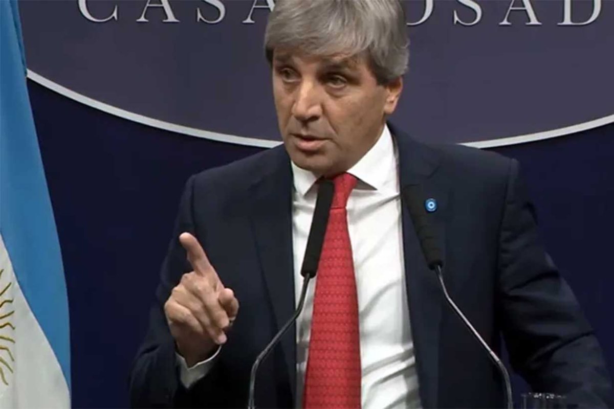 Caputo cuestion&oacute; a municipios