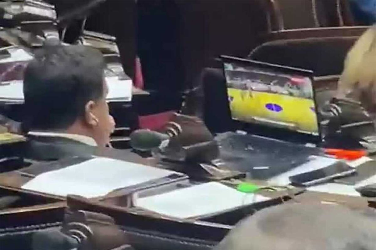 Casaretto, mirando un partido desde la banca