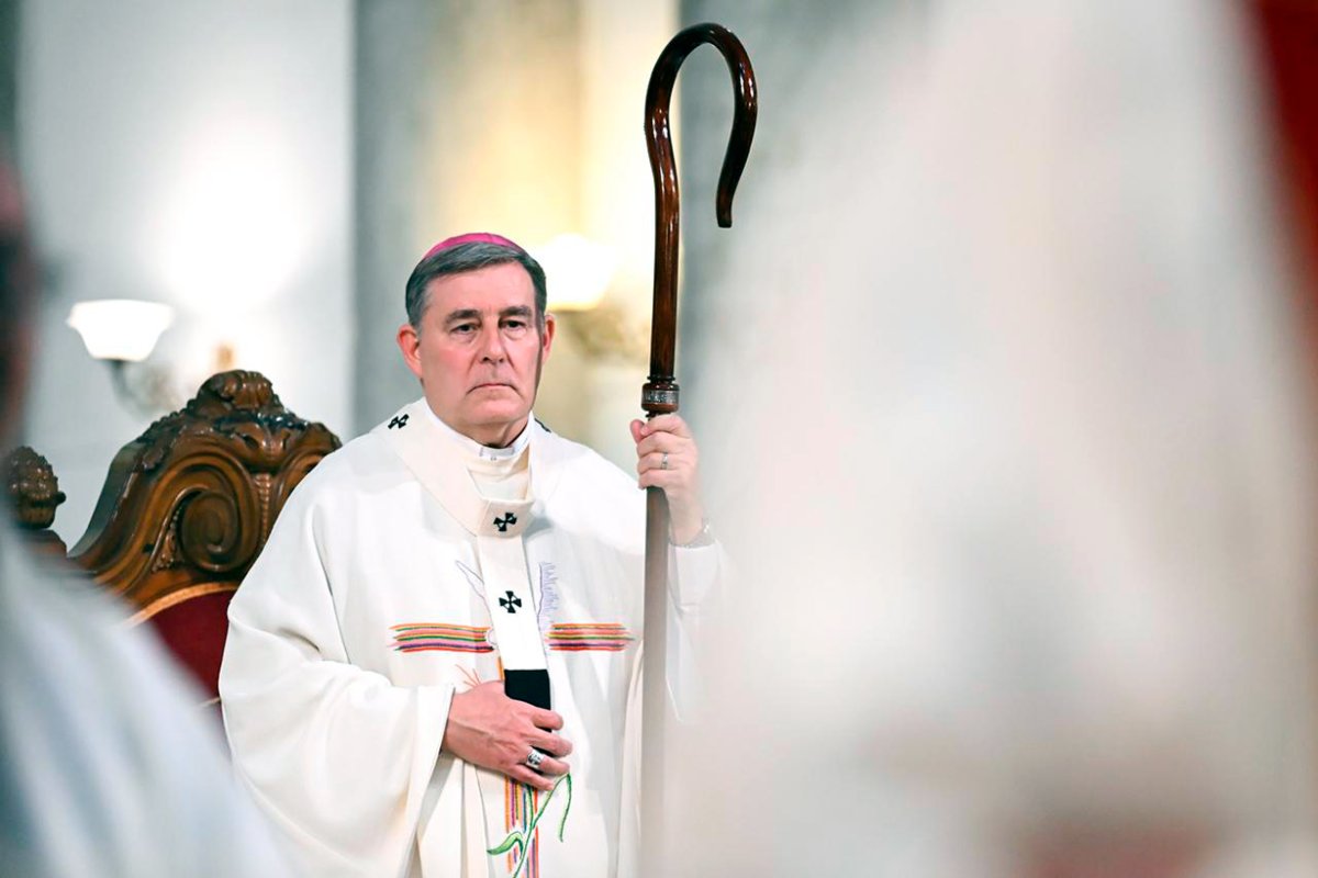 El arzobispo visitar&aacute; Santa Elena el domingo.