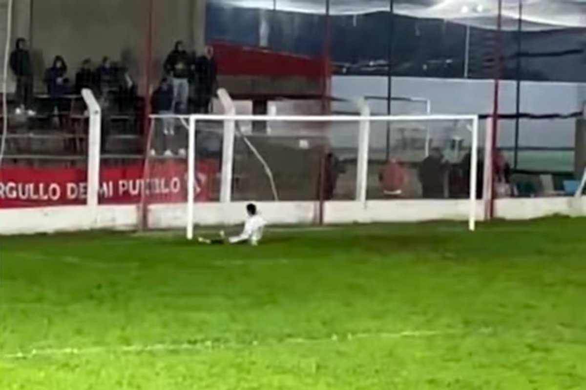 Salas no lo puede creer. Igual hizo 2 y ganaron.