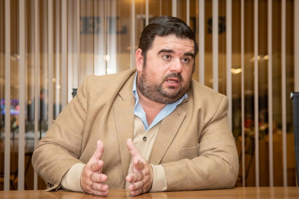 Nicol&aacute;s Olivera.