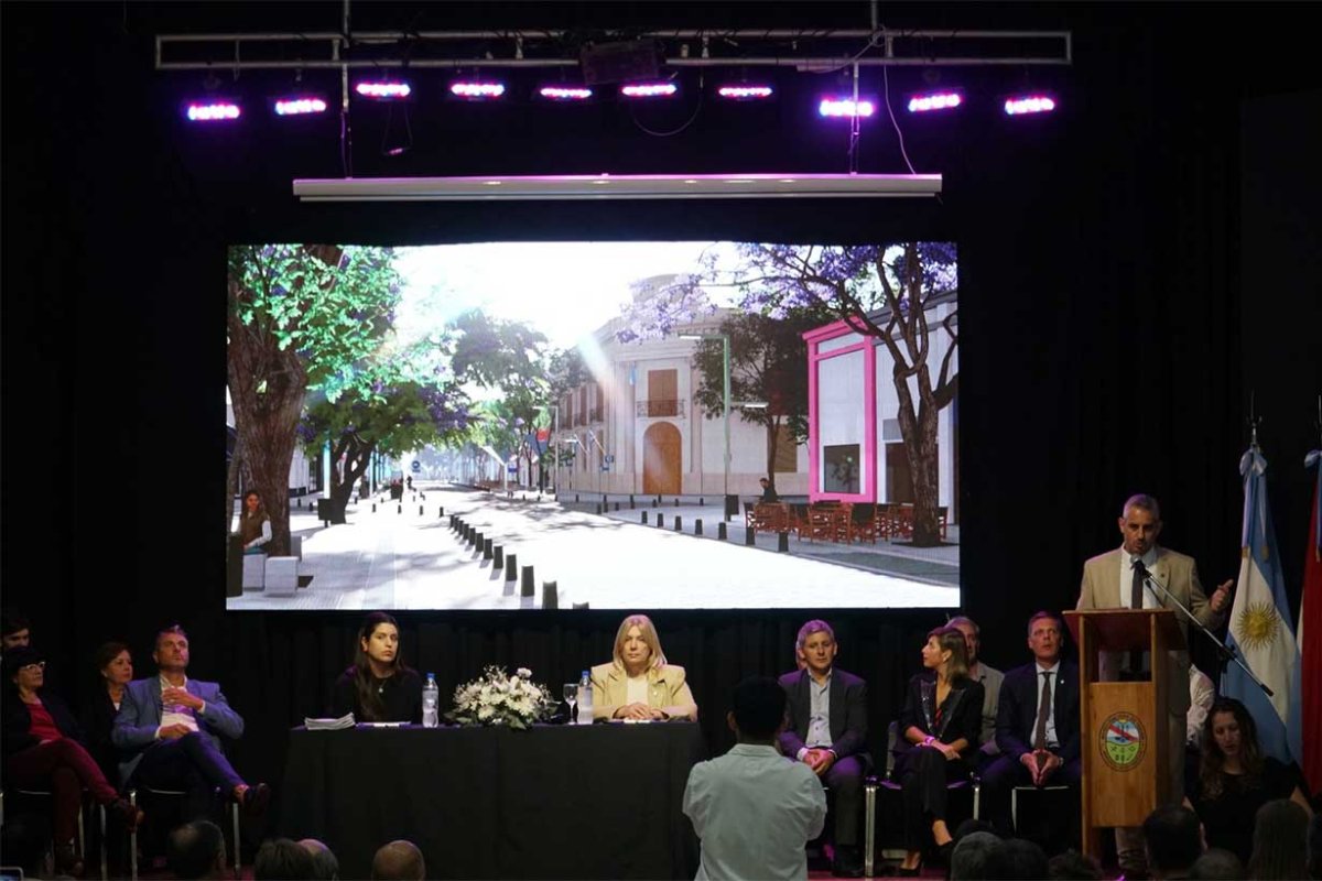 Walser abri&oacute; el per&iacute;odo de sesiones