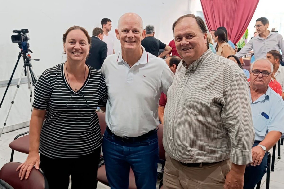 Perini, Zanandrea y Borghesan, en la consulta.