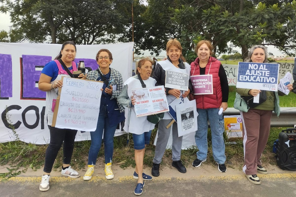 La protesta, esta ma&ntilde;ana en acceso a Chajar&iacute;.