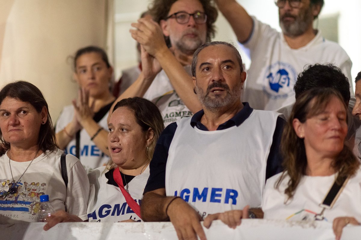 Manuel G&oacute;mez conduce AGMER en Paran&aacute;.