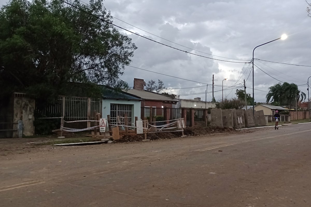 All&iacute; fue la rotura: Salto Uruguayo casi Rivadavia.