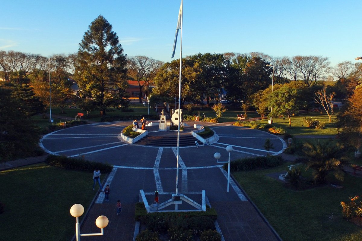 Plaza Urquiza en Federal, Entre R&iacute;os.
