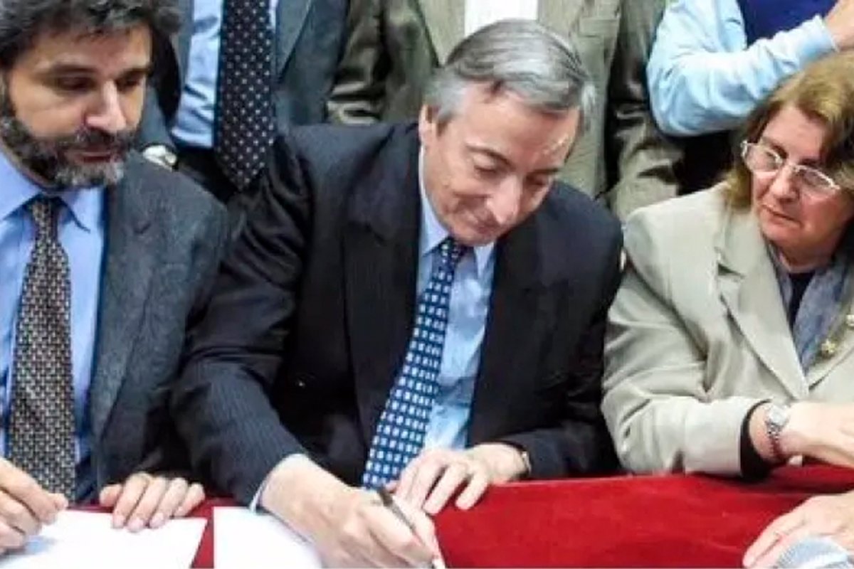 Filmus junto a Kirchner cuando estuvo en Paran&aacute;.