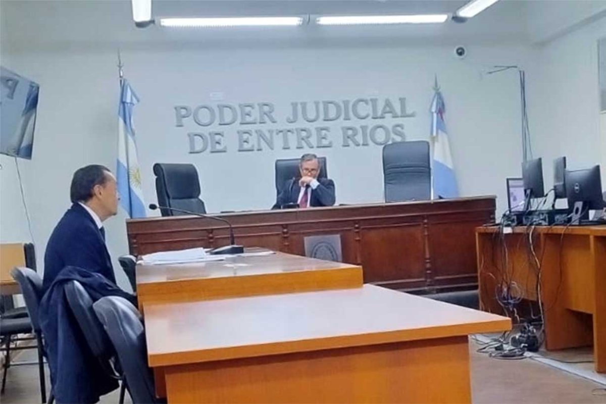 El defensor Romero y el Vocal Lafourcade