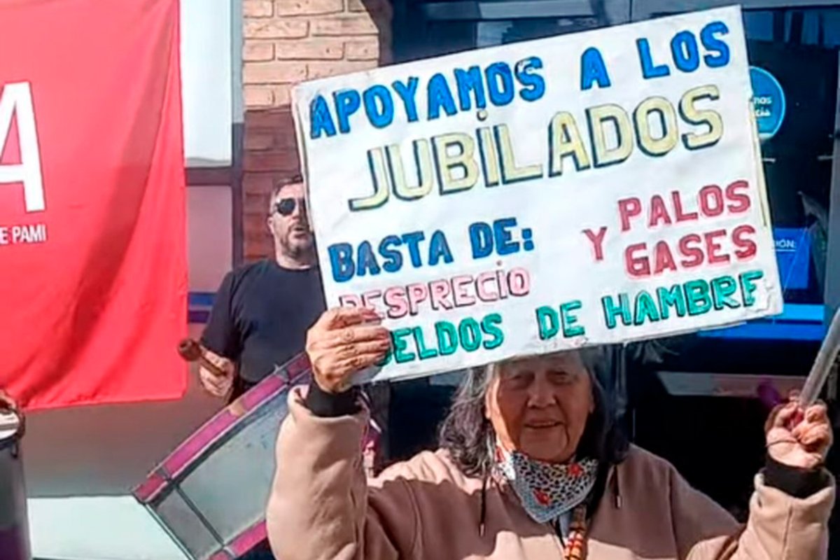 La marcha esta ma&ntilde;ana (foto: Diario Junio).