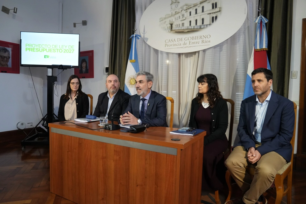 El ministro Boleas al presentar el presupuesto 2027